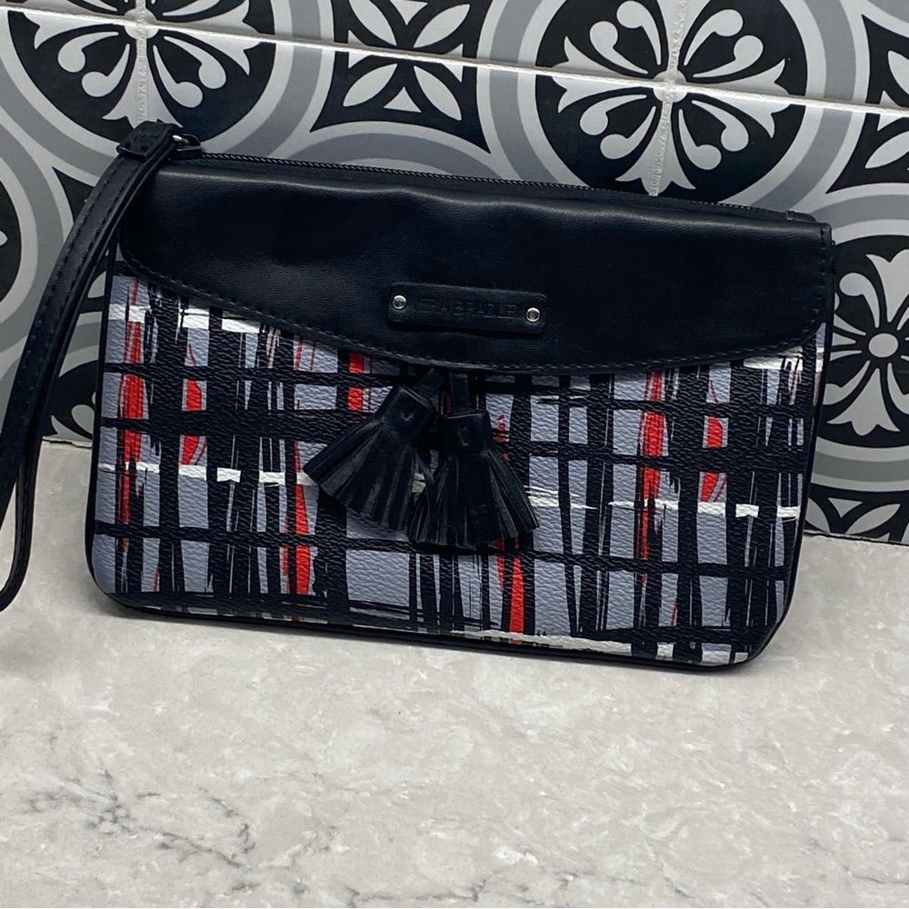 Vera Bradley Abstract Plaid Wristlet Clutch Gray Black Red